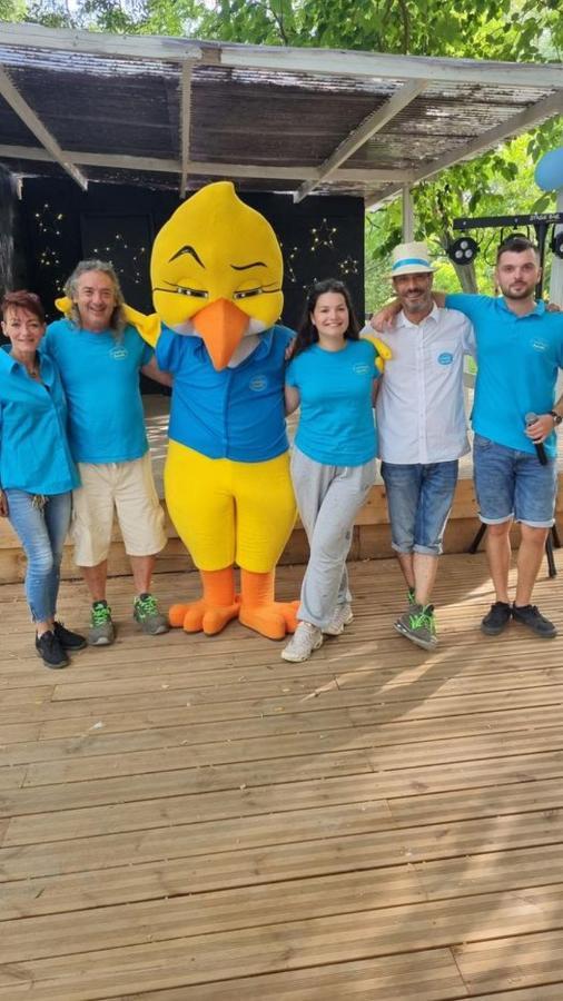 Camping Paradis Bellerive Montfrin Εξωτερικό φωτογραφία
