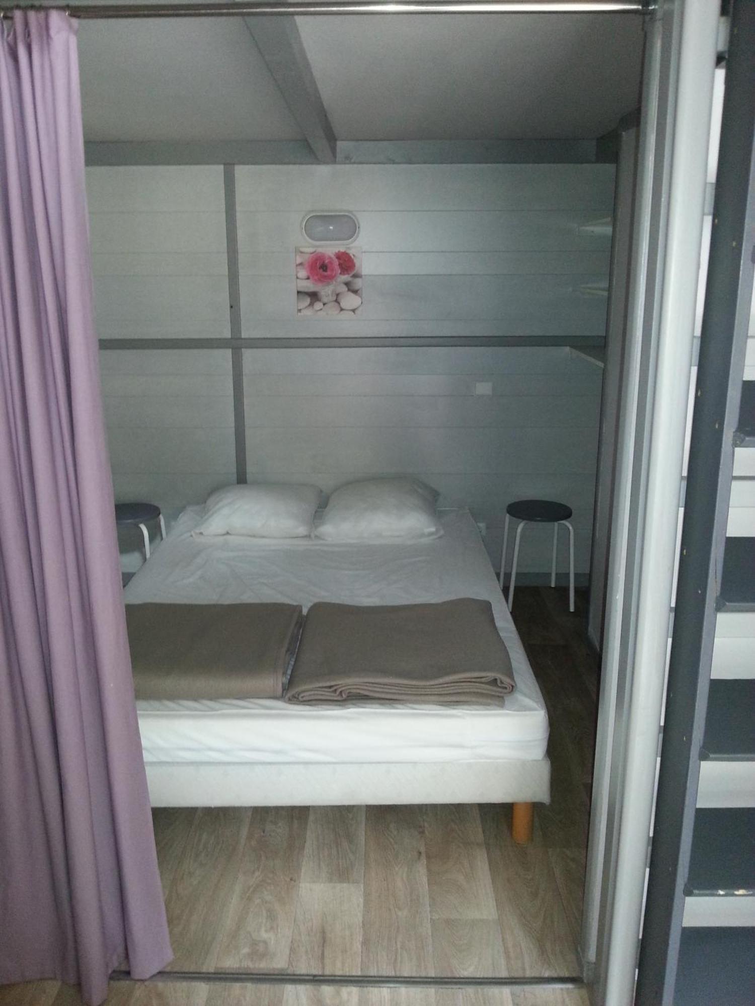 Camping Paradis Bellerive Montfrin Δωμάτιο φωτογραφία
